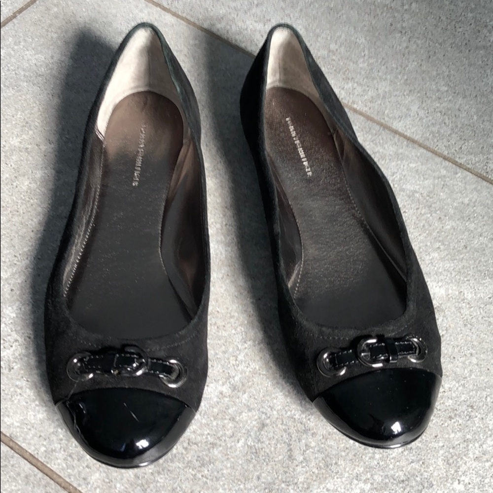 Shoes - Picture 2 of 3